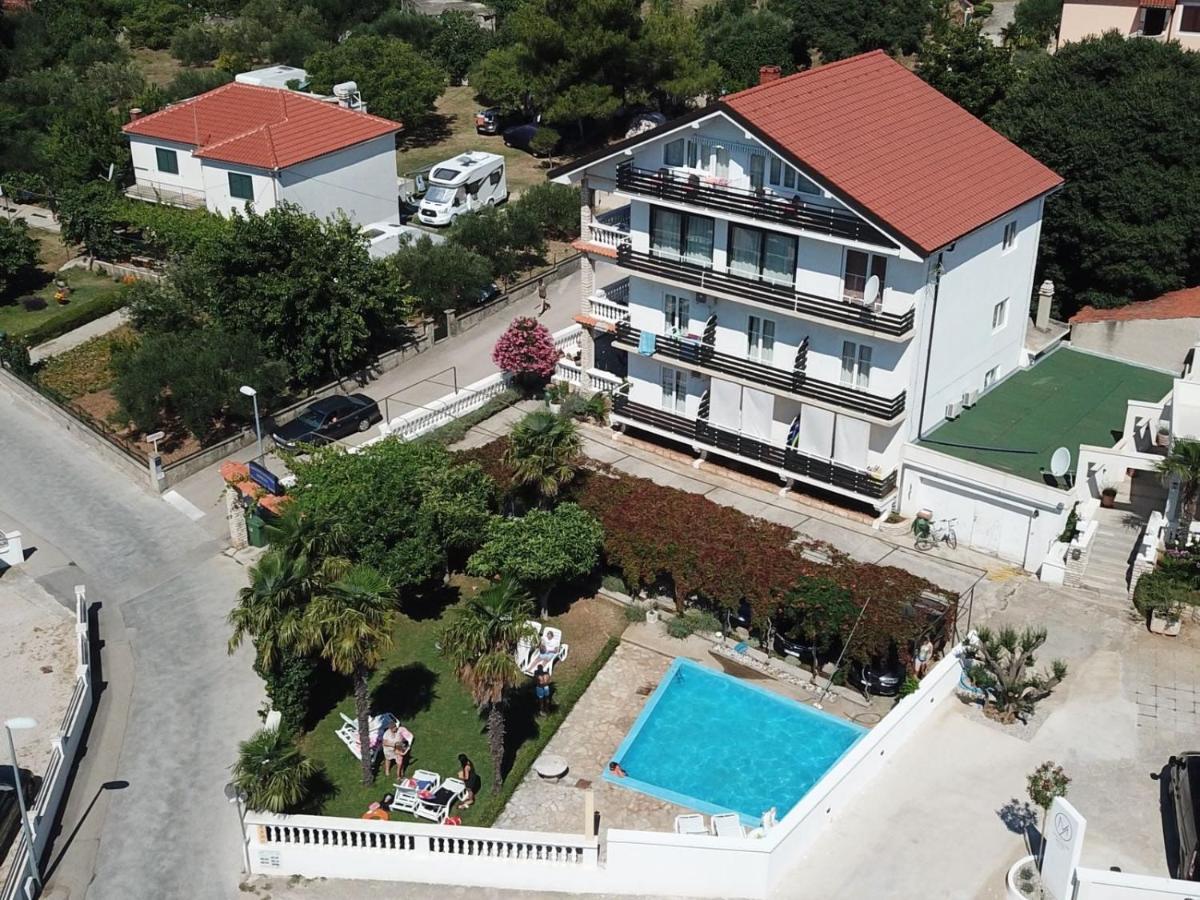 Apartments And Rooms Bozena Водице Екстер'єр фото