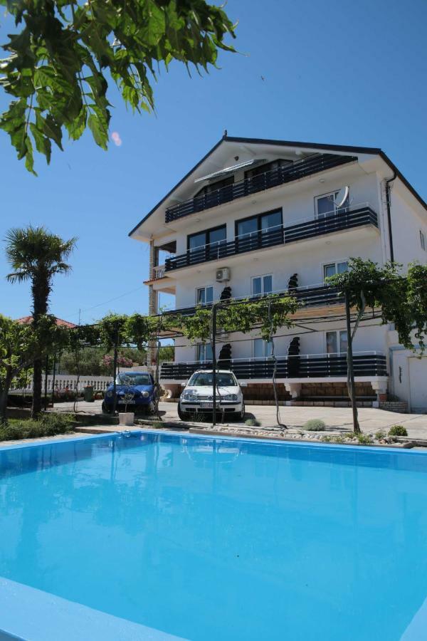 Apartments And Rooms Bozena Водице Екстер'єр фото